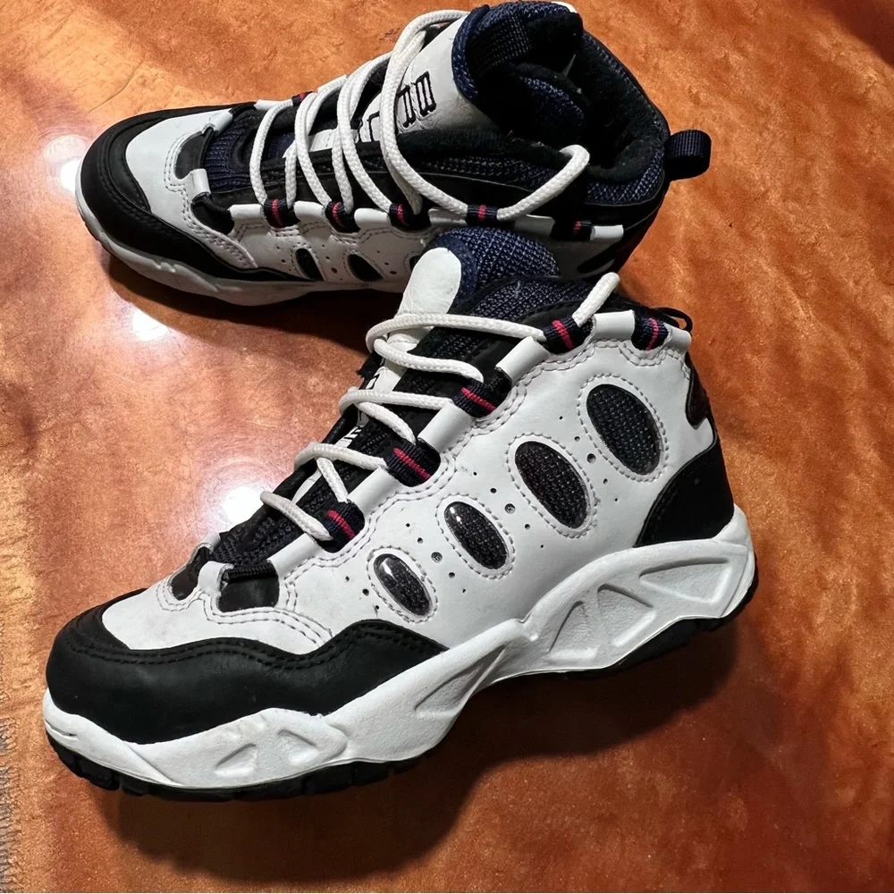 Brooks High Top Sneakers